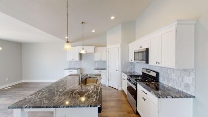 Brandon-Park-Emily-B-Edge-Homes-05262022_090905