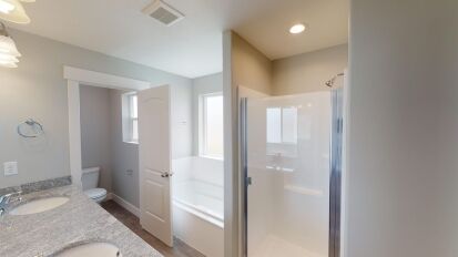 Brandon-Park-Emily-B-Edge-Homes-05262022_091113