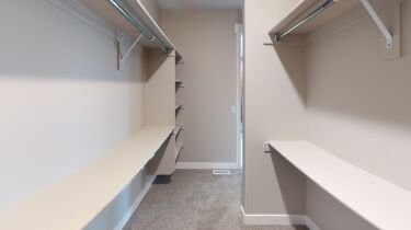The-Paisley-A-Ridgehorne-146-Closet