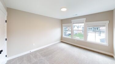 The-Paisley-A-Ridgehorne-146-Unfurnished 9