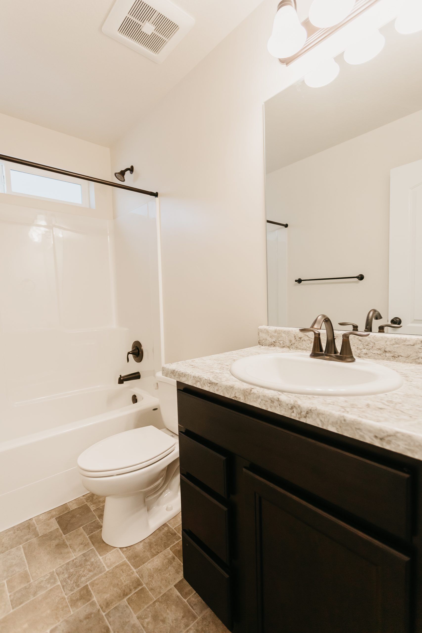 EdgeHomes: Quailhill 422