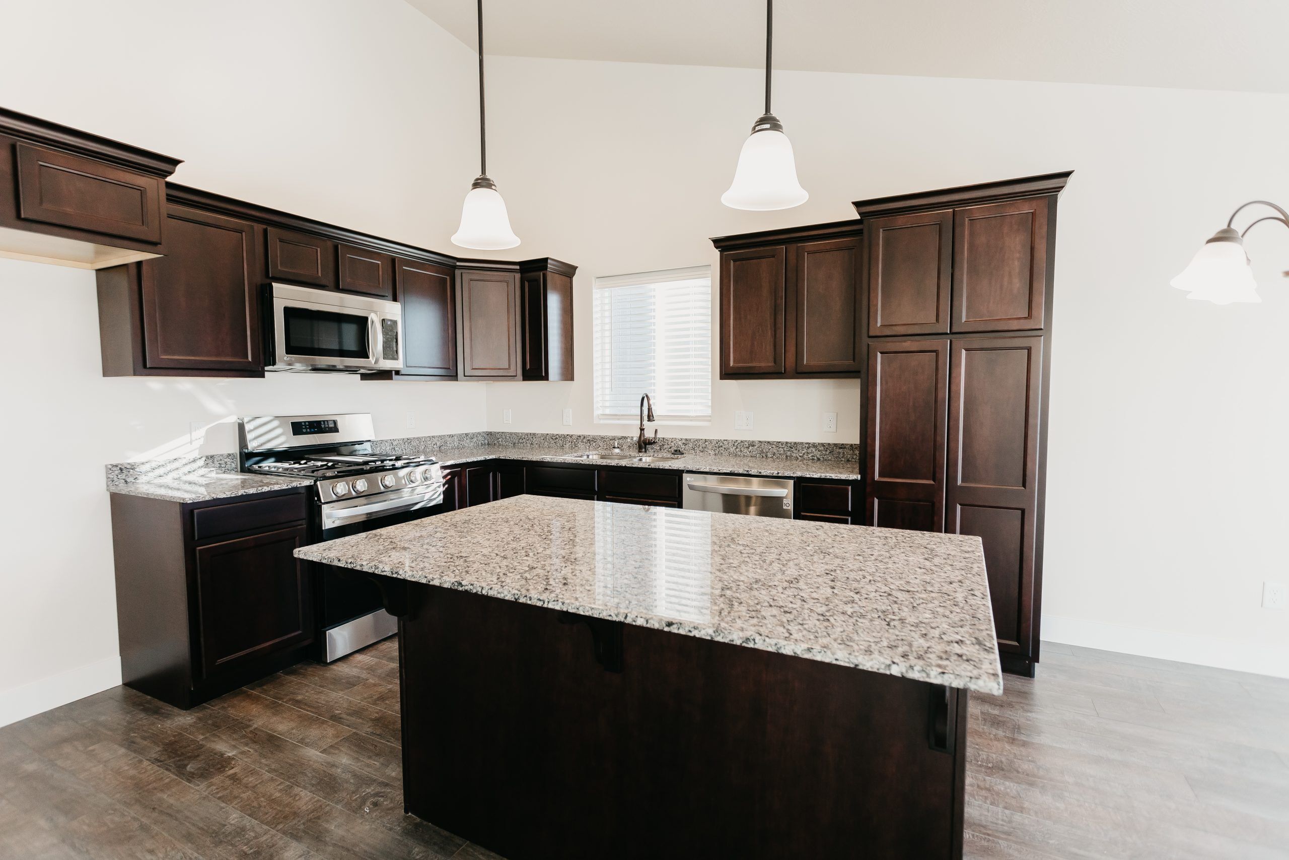 EdgeHomes: Quailhill 422