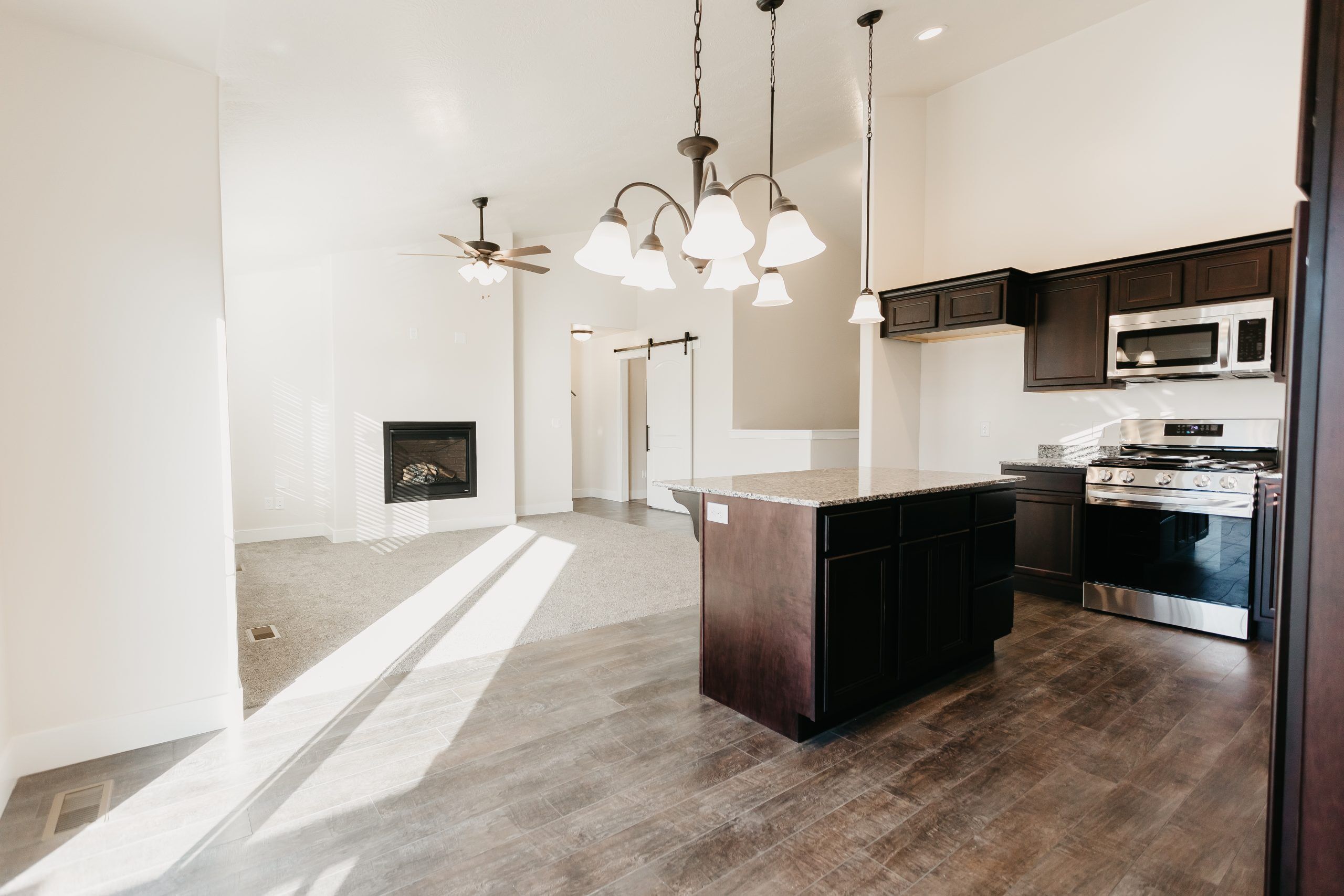 EdgeHomes: Quailhill 422