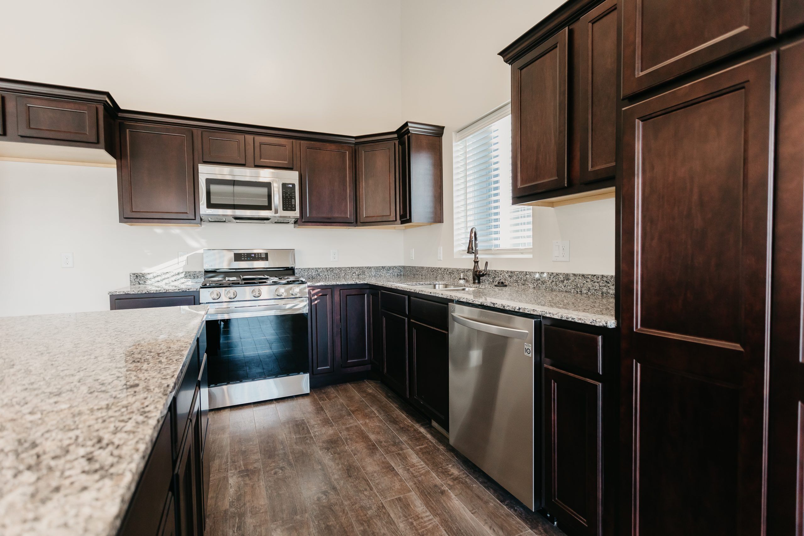 EdgeHomes: Quailhill 422