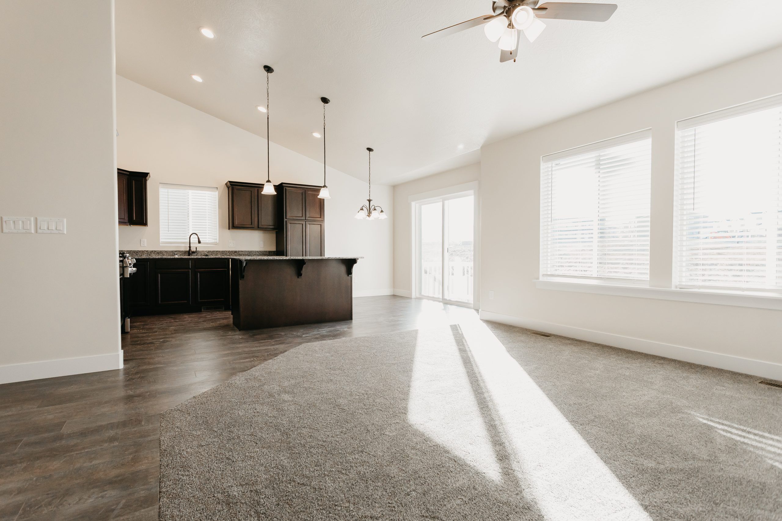 EdgeHomes: Quailhill 422