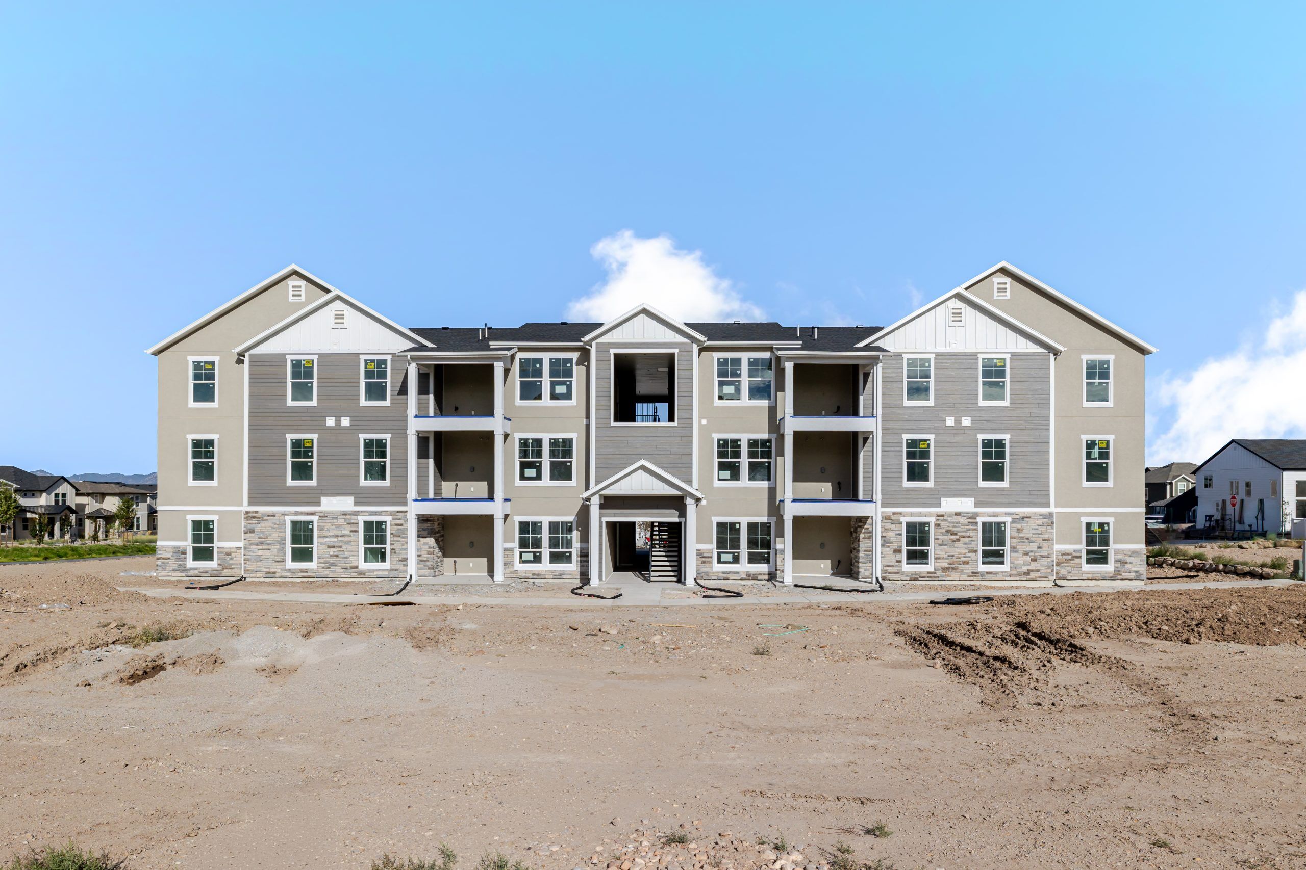 EDGE Condo D